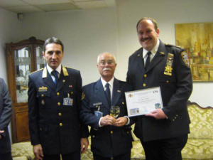 2008-02_visiting_nypd_006